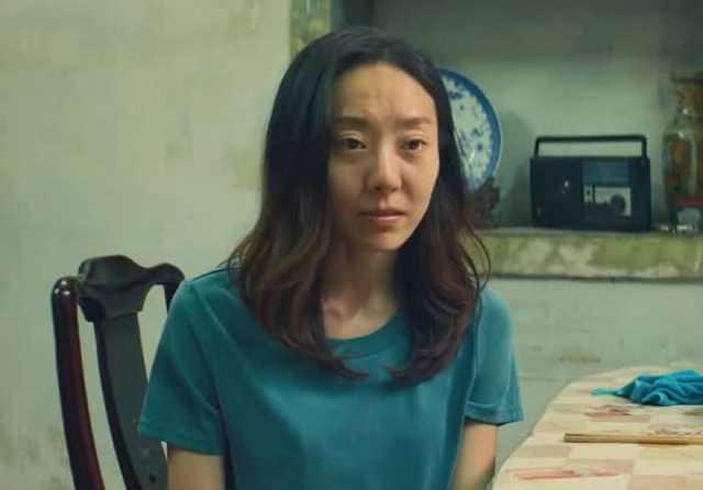 《新喜剧之王》女主角长得太丑？看看她生活照吧，简直美到犯规！