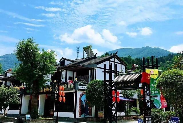 迎着初夏的风,来玩转十美石泉吧!