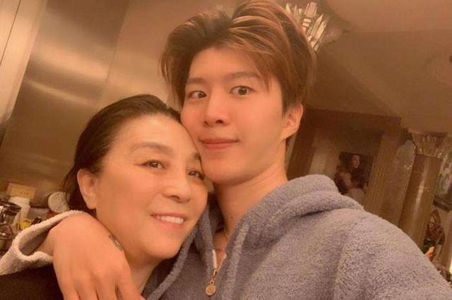 终于石锤了，范冰冰与范丞丞真实关系，范丞丞新剧《灵域》