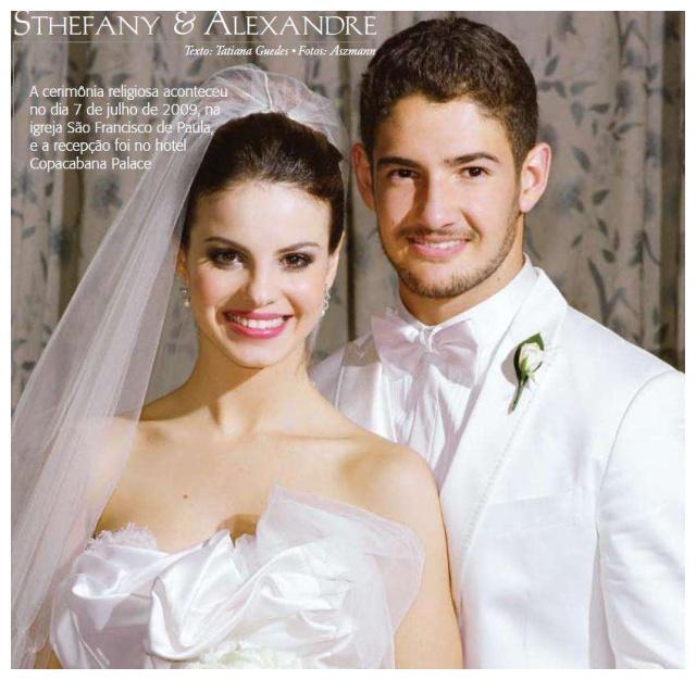 帕托没能“拿下”迪丽热巴却收获新恋情，这次又是“姐弟恋”