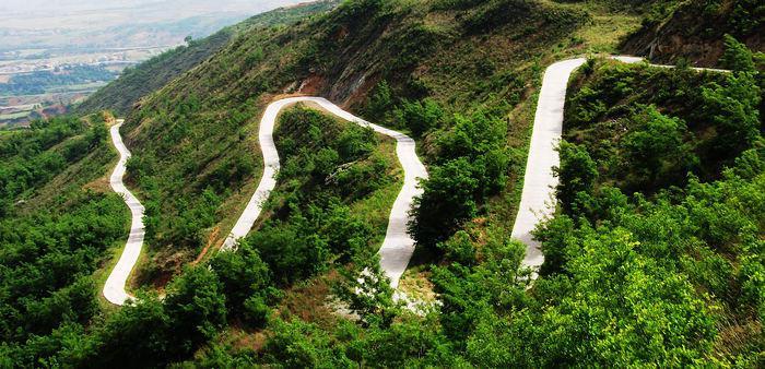 景色秀美的蓝关古道,众多骑行爱好者的目的地