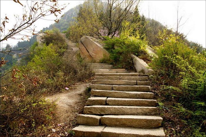 景色秀美的蓝关古道,众多骑行爱好者的目的地