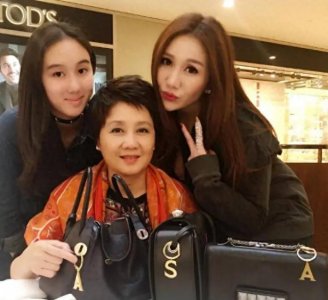 ​何超盈发文回应近照瘦脱相：我正在康复，感谢何超琼拉自己一把