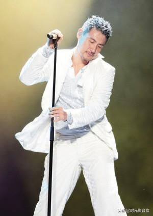 香港歌坛十大巨星（男歌手）——时代的篇章，不可逾越的经典偶像