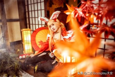 ​《王者荣耀》公孙离cos，场景，在光影的映衬下很有氛围