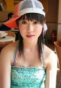 ​张筱雨：从人体写真明星到艺术家的华丽蜕变