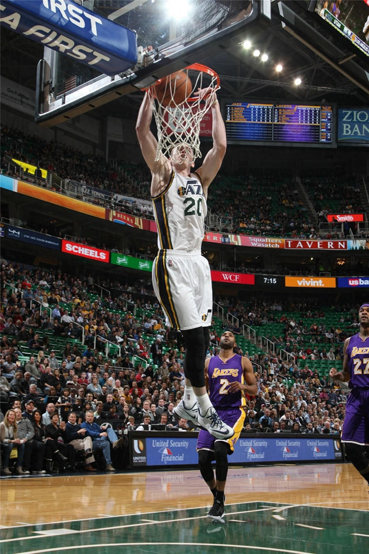 现役NBA十大锋卫摇摆人 詹卡杜垄断前三瓜哥滑落到第六