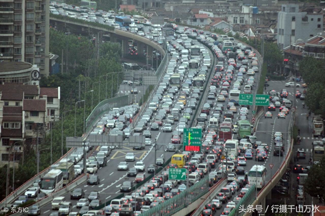 国庆期间高速到底有多堵？10张照片告诉你