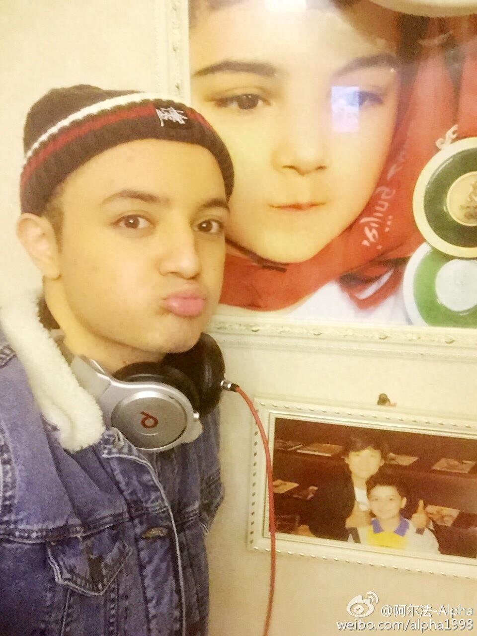 十年过去了，曾经从《星光大道》走红的童星阿尔法如今长这样