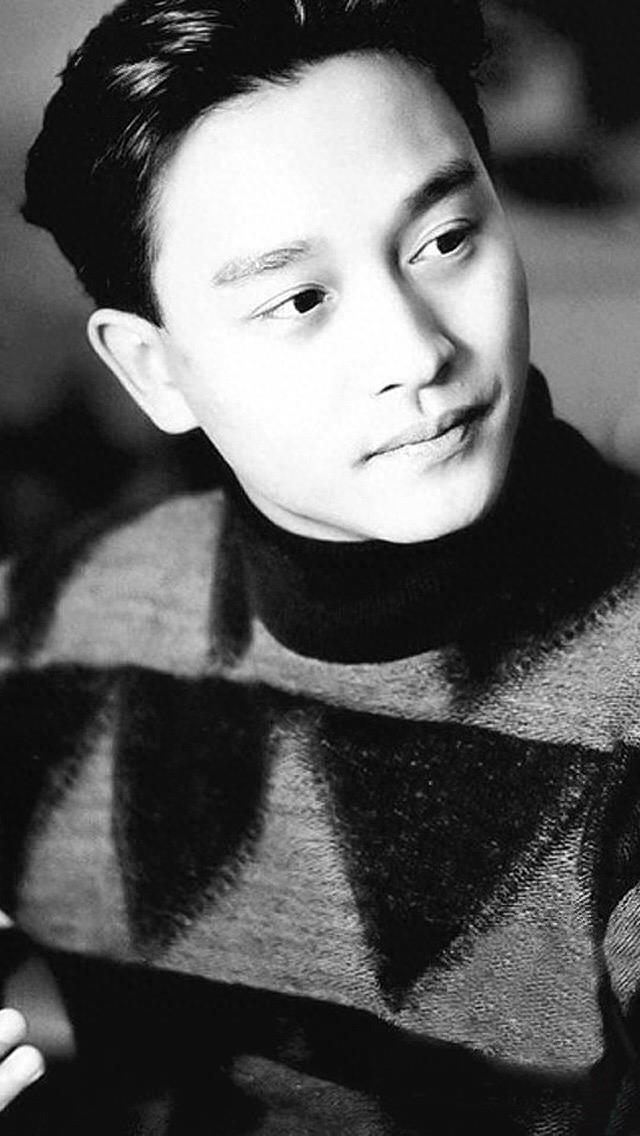 盛世美颜张国荣的高清珍藏版图集，“哥哥”的帅气来自于骨子里！