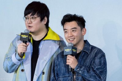 ​谐音梗脱口秀演员王建国，笔名蛆，写的第一本小说赚了一百多块钱