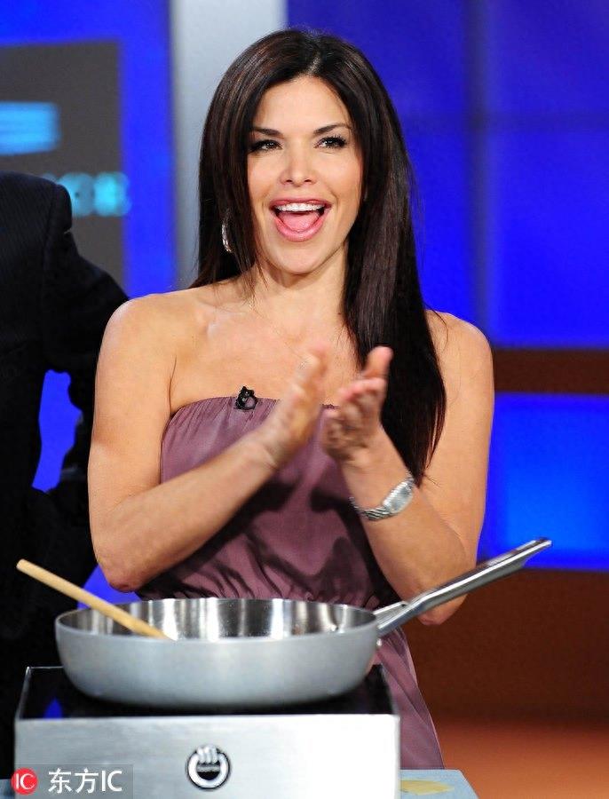 外媒曝亚马逊CEO离婚内幕：或婚内出轨已婚女主播