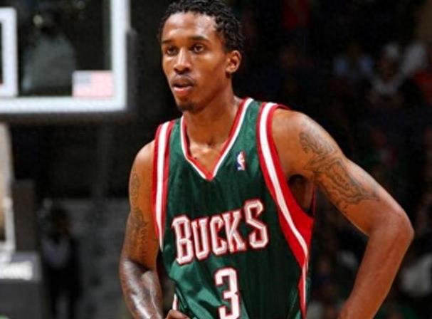 NBA里的“排骨男”,都靠什么在联盟立足?
