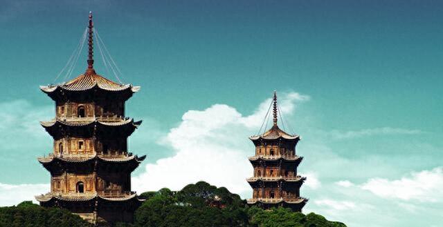 泉州老建筑东西塔