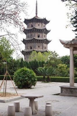 泉州老建筑东西塔