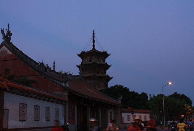 泉州老建筑东西塔