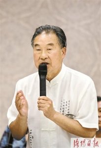 ​曲剧表演艺术大师马骐，出生许昌，曲剧泰斗，戏曲踢靴功创始人