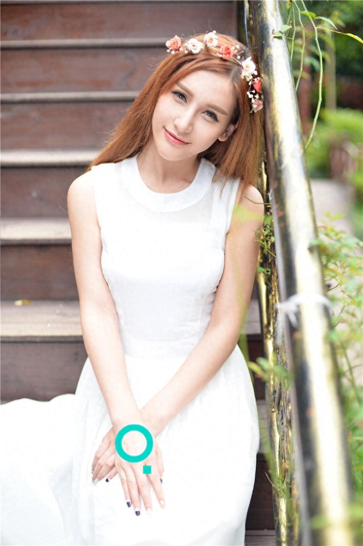 写真女神艾希Ice清纯甜美好看的图片头像