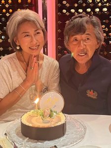 ​叶倩文与林子祥一同庆生，晚年生活很简朴