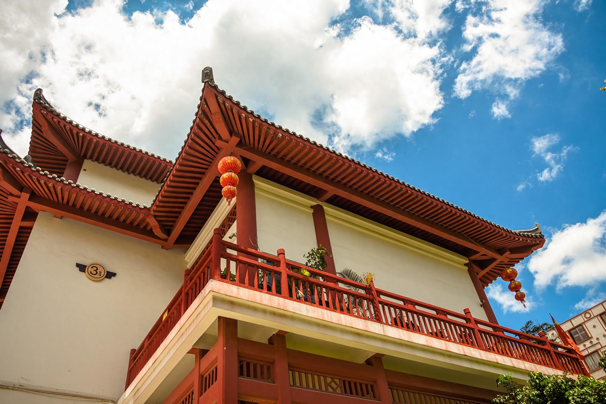 南中国最大的仿古集群式建筑群——深圳文博宫