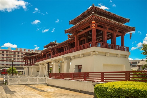 南中国最大的仿古集群式建筑群——深圳文博宫