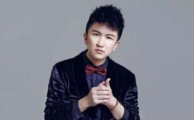 ​直怼张大大的明星，谢娜正面怒批，何捷：你算个什么东西？