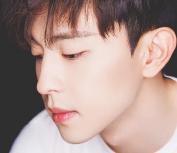 ​《你是最棒的》首发剧照！邓伦“打趣”马思纯被套路，赶紧吃胖！