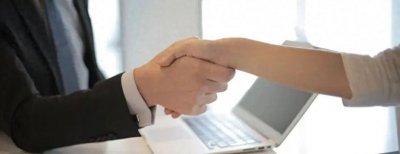 ​茵澳联手小羽佳，共创高端家政服务新篇章！