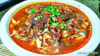 ​教你家常水煮鱼的做法，味道麻辣鲜香，过年做给家人吃不错