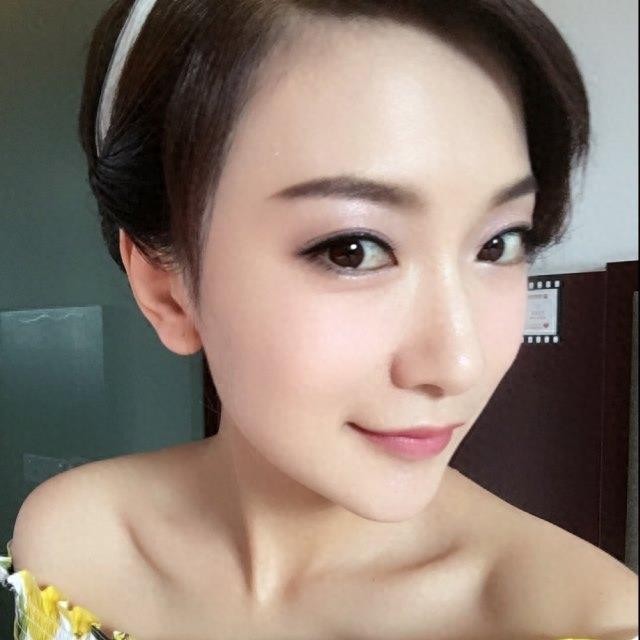 金玫玫，1987年4月29日出生于辽宁省大连市，中国内地女演员