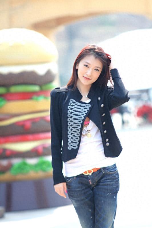 金玫玫，1987年4月29日出生于辽宁省大连市，中国内地女演员