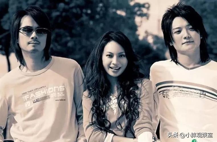 飞儿乐队主唱詹雯婷为什么换掉(詹雯婷为什么退出乐队)-