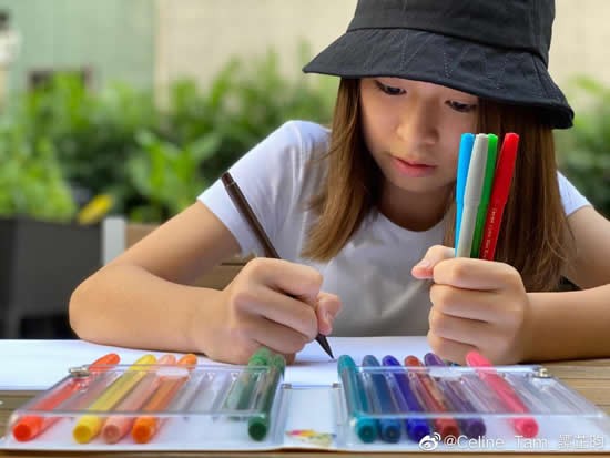 谭芷昀的个人资料 获得了小巨肺的称号-图3 谭芷昀的个人资料 获得了小巨肺的称号-图3