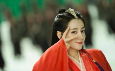 ​迪丽热巴正面回应怀孕风波：结不结婚，生不生孩子，都是个人的事