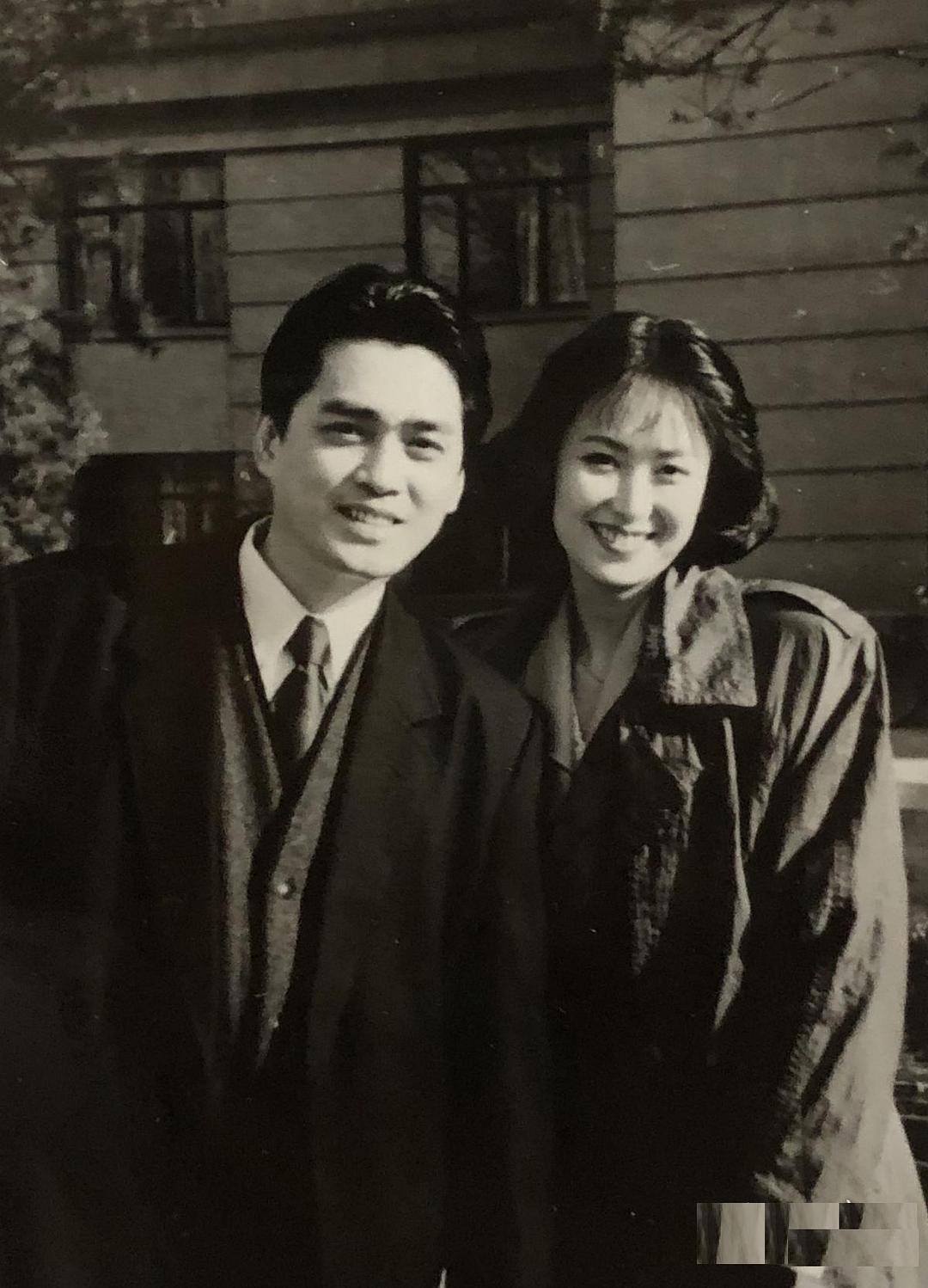 汤镇宗个人资料写真作品