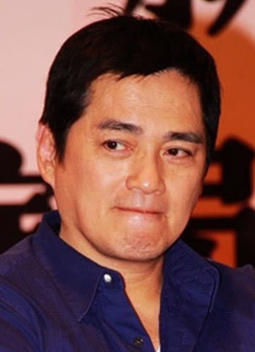 汤镇宗个人资料写真作品