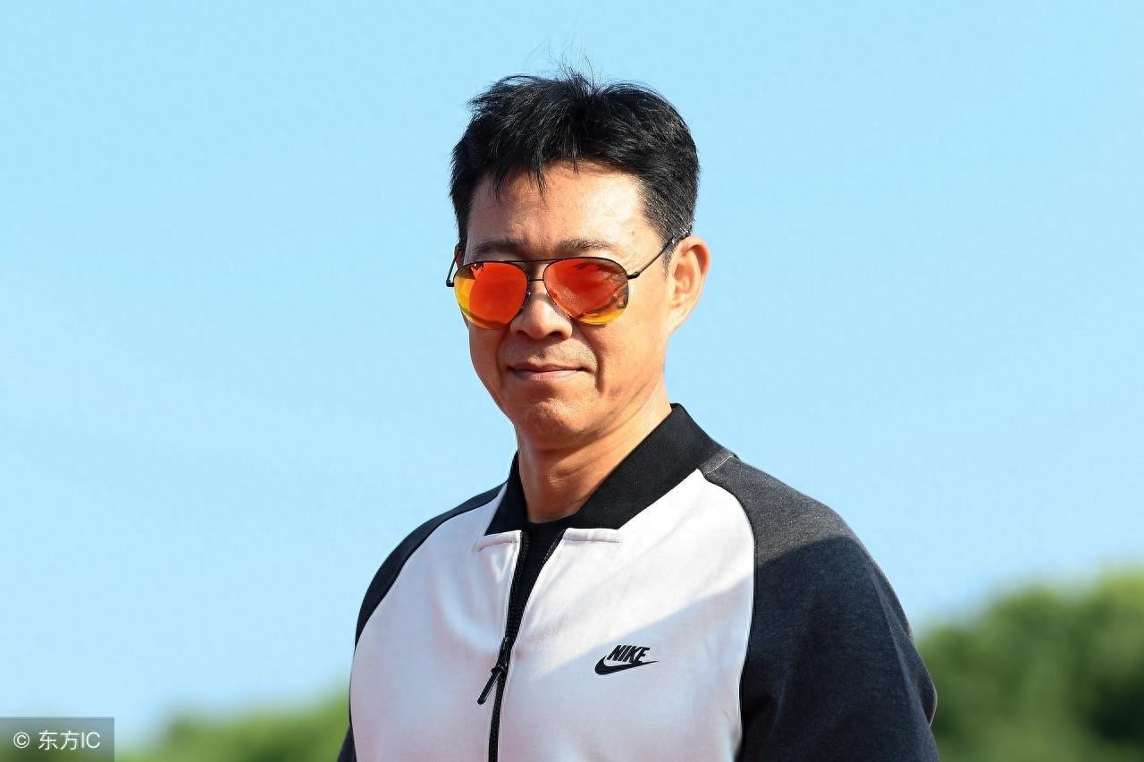 中国内地男演员:张丰毅