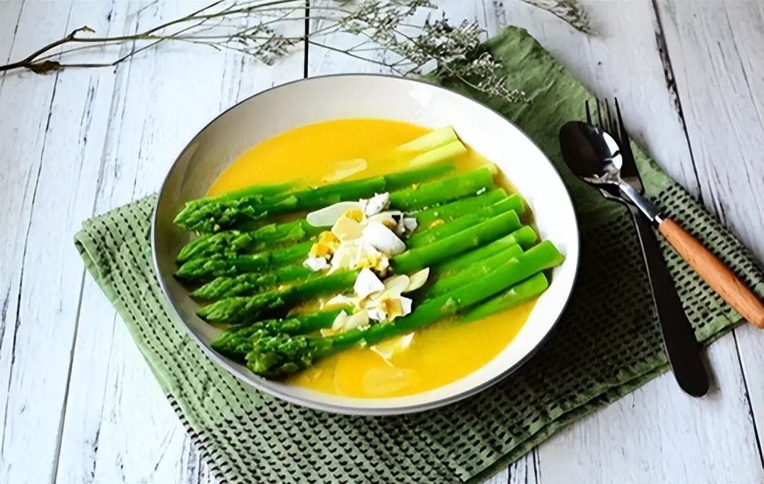 芦笋要削皮吗(小芦笋需要削皮吗)