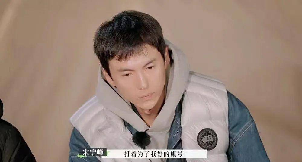 张婉婷个人资料经纪人(巨婴心理:长不大的张婉婷,有两个特征,很明显)