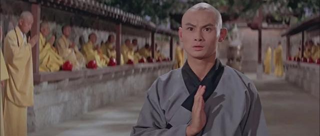 刘家辉年轻时最经典的角色（当年手刃白眉的英雄）(16)