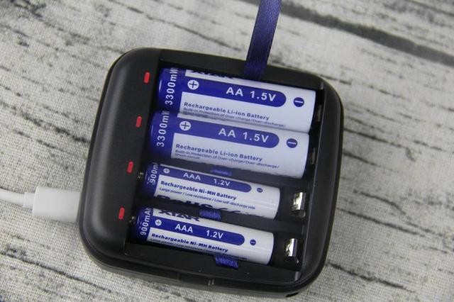 苹果4s用的是什么充电器(5号7号电池都能充)(9)