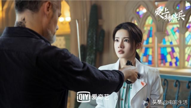 黄景瑜和李沁又拍新剧了吗（全网热度第一却满屏差评）(12)