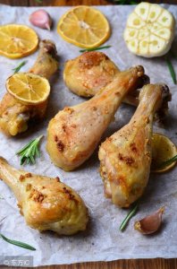 ​鸡腿的19种家常做法（鸡腿的10种美味做法）