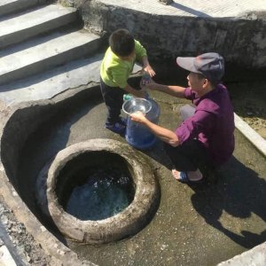 ​《喝了千年的井水不能喝了？井水比自来水有差距，它为...