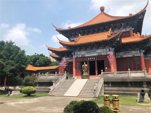 一起走进“中国好莱坞”中央广播电视南海影视城