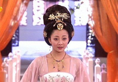 ​1956年，杨贵妃陵墓出土