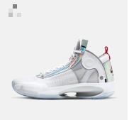 王子异家庭背景(豪宅地毯值千元一墙鞋子能买辆车)