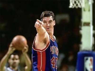 ​“持斧恶汉”兰比尔