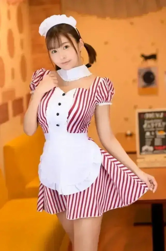 岛国女艺人河合明日菜写真分享，G罩杯女王！