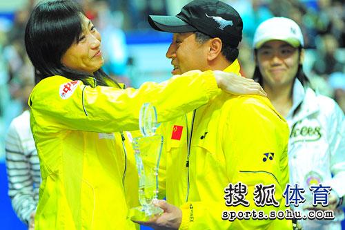 李永波的老婆谢颖,李永波的现状(李永波媳妇是谁) 李永波的老婆谢颖,李永波的现状(李永波媳妇是谁)